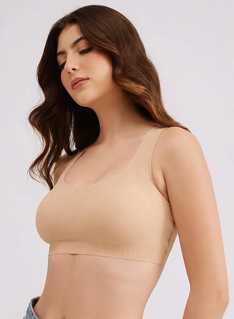 كلوفيا Padded Non-Wired Full Coverage Seamless Bonded Slip-on Bra in Nude Colour